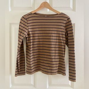 Uniqlo boatneck top